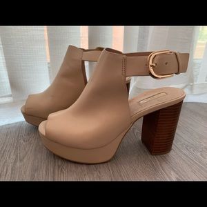 TOPSHOP nude platform block heel open toe